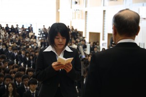 Mr. Misato Haratani, who speaks his oath as an undergraduate student representative