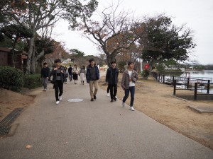 Traveling while strolling around Tokiwa Park