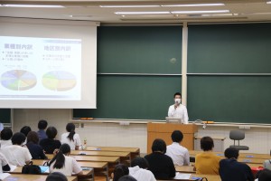 Dean Kan, Dean explaining about Faculty of Economics